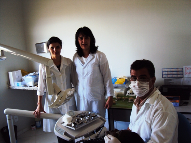 Projeto atende idosos com próteses dentaria em Ecoporanga