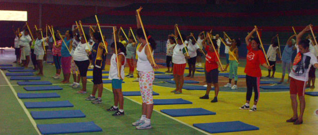 Programa de Orientação ao Exercício Físico proporciona qualidade de vida a comunidade.