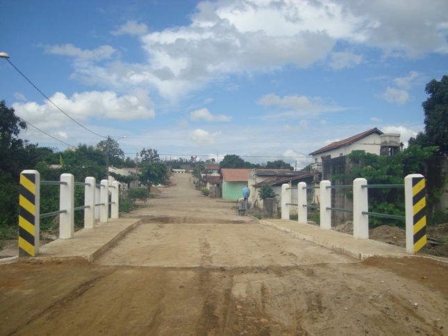 Concluído construção da ponte em Imburana 