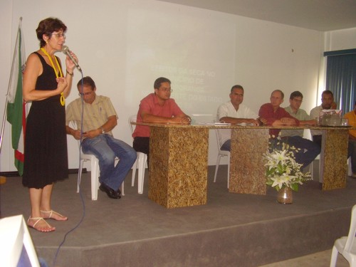 Deputada Iriny Lopes realiza participa de audiência pública em Ecoporanga
